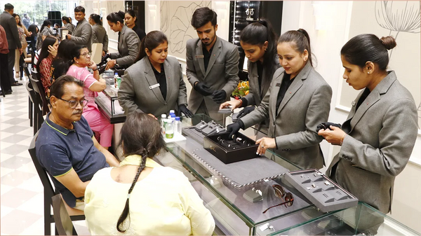 The Rise of Lab-Grown Diamonds – A New Era of Conscious Luxury